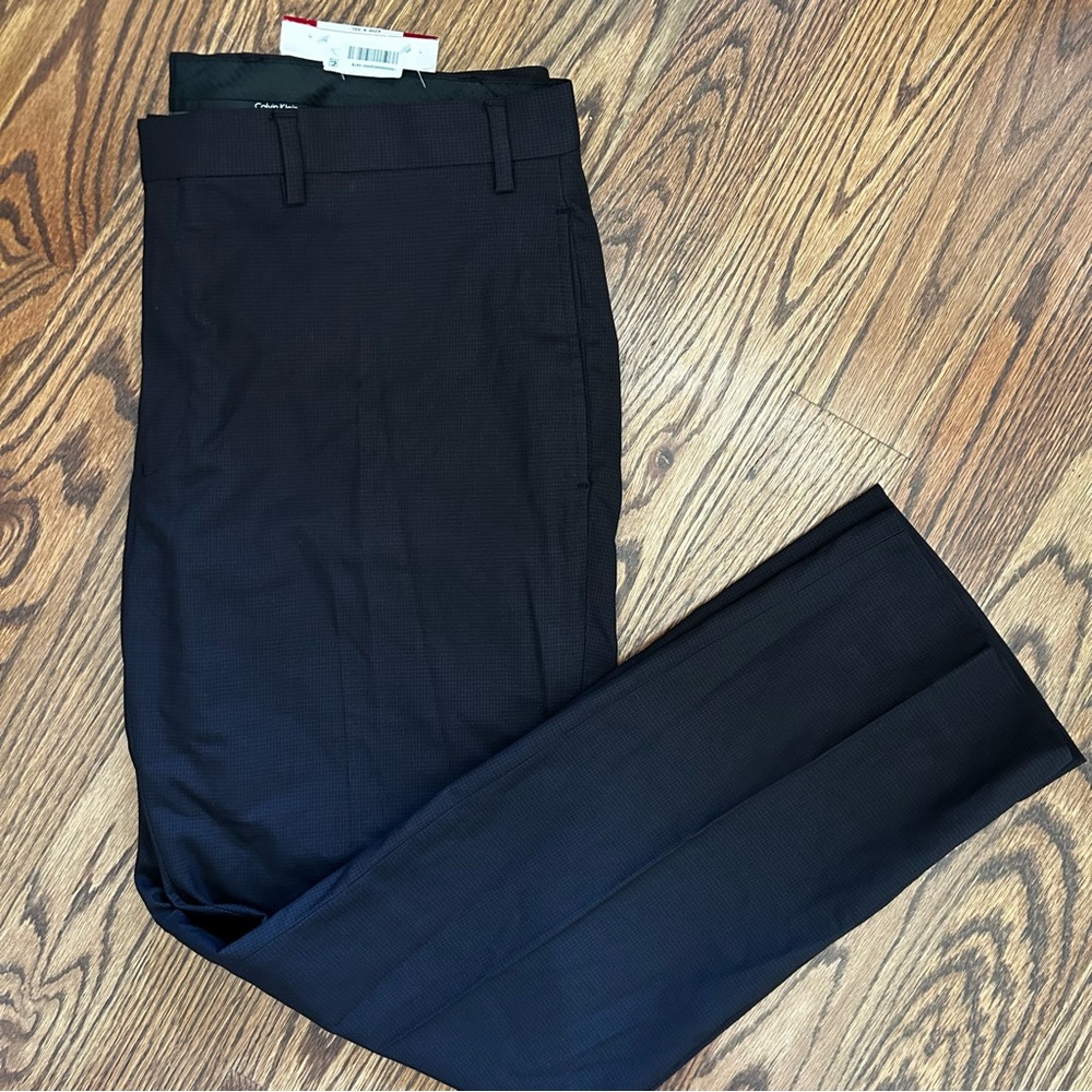 Calvin Klein Jerome Classic Black Dress Pants, 40w x 30L